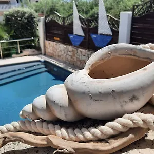 Dimitra's Sea-crafts Boutique Appartement