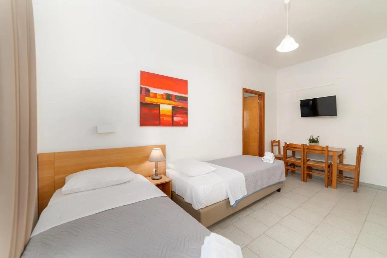 Emi Seaside Apartment Amoudara